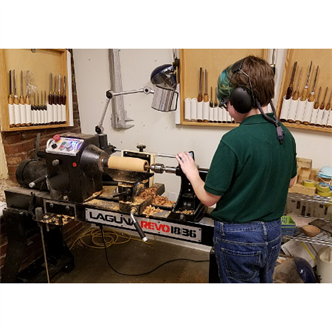 975 A Introduction to woodturning