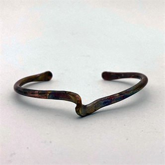 5550. Taste of Art - Twist Forged Wishbone Bracelet