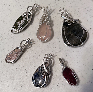 Class Image Sterling Silver or Copper Wire-Wrapped Cabochon Pendant Workshop