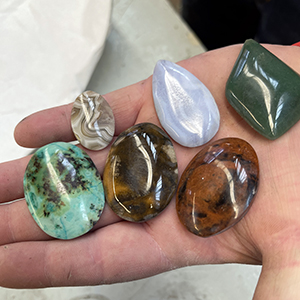 Class Image Lapidary Cabochon One-Day Workshop
