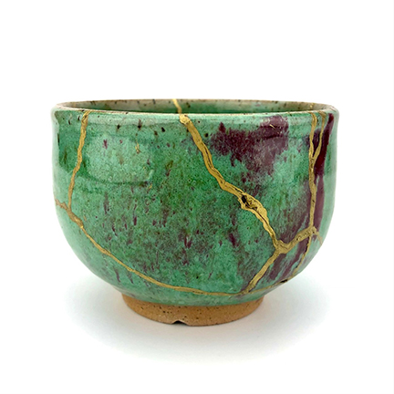 Class Image Kintsugi Pottery: Embracing Imperfections