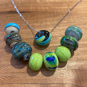 Class Image Beginning & Intermediate Glass Beadmaking